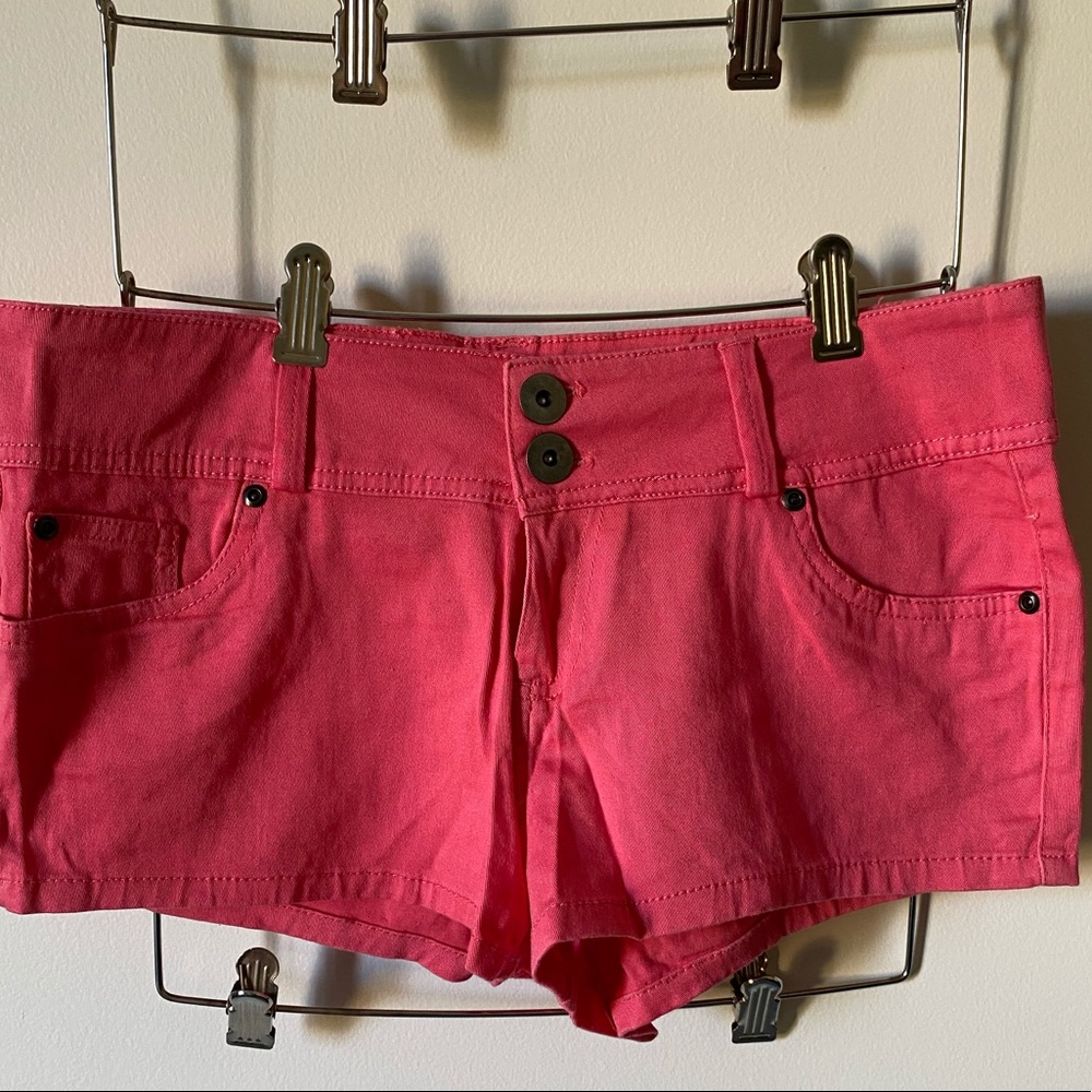 Stretchy high waisted short